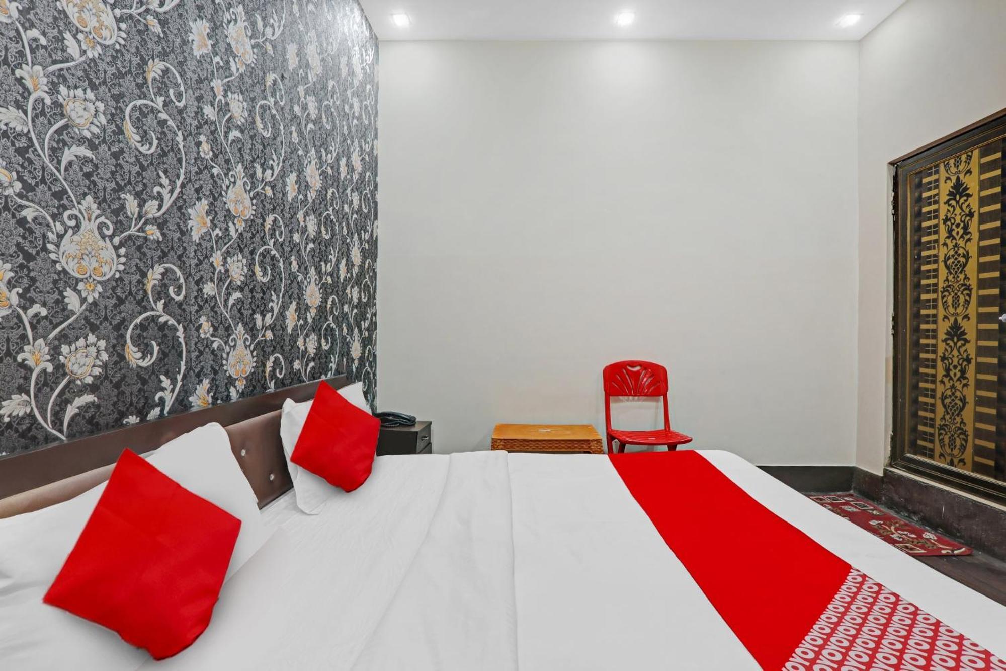 Hotel O New Pacifica Grand Near Phoenix United Lucknow Buitenkant foto