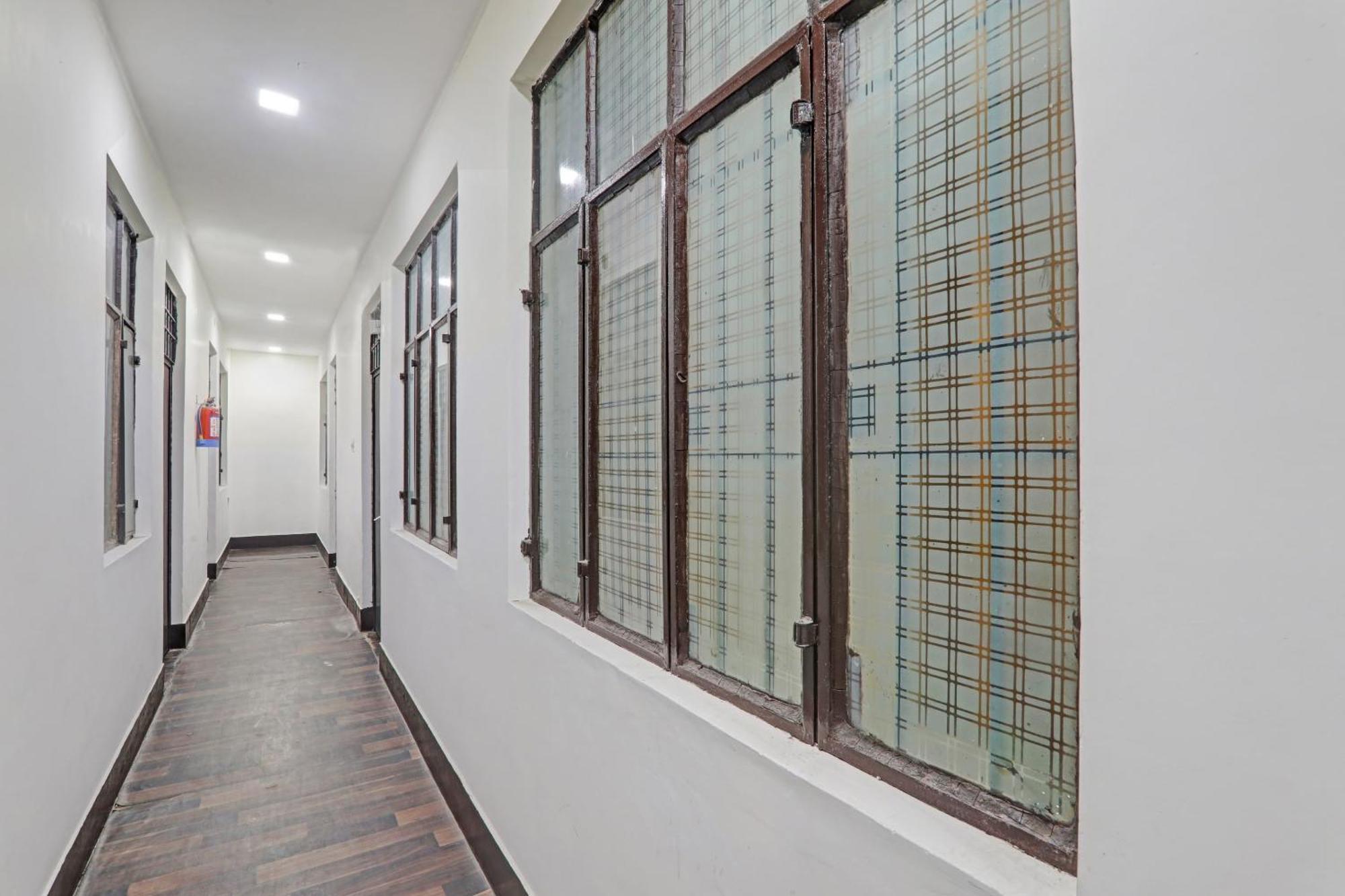 Hotel O New Pacifica Grand Near Phoenix United Lucknow Buitenkant foto